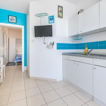 Beach Holiday Baska *