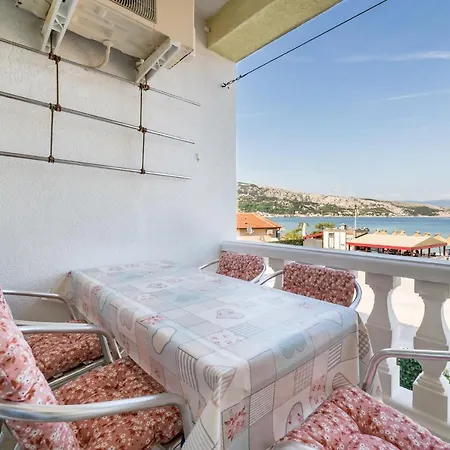 Beach Holiday Baska Apartment *