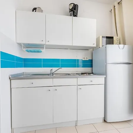 Beach Holiday Baska Apartment *