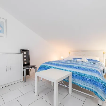 Apartment Beach Holiday Baska Baska (Krk)