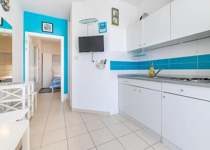 Beach Holiday Baska *