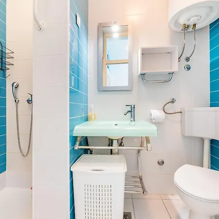 Beach Holiday Baska *