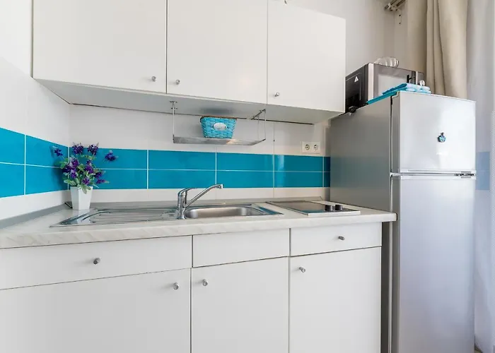 Beach Holiday Baska *