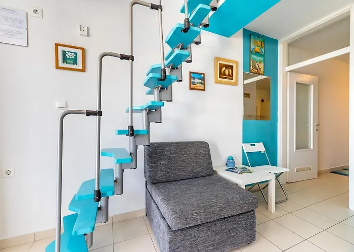 Beach Holiday Baska Apartament *